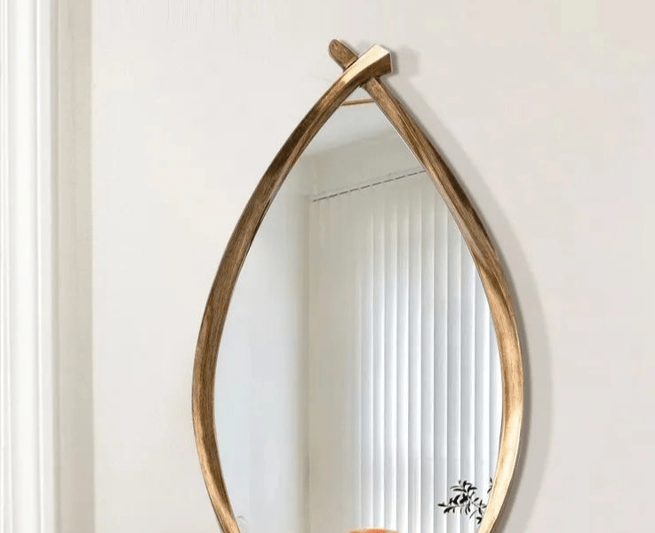 Gajgamani Mirror